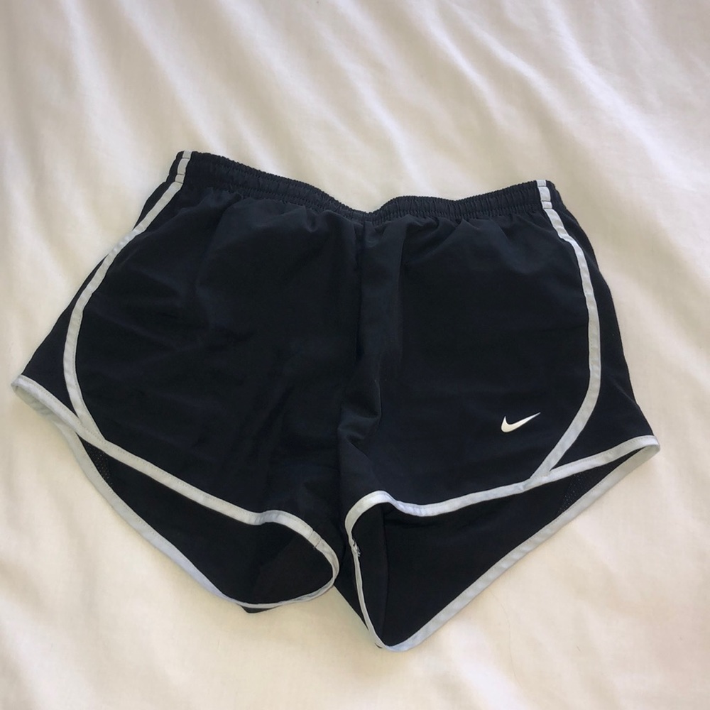black nike running shorts